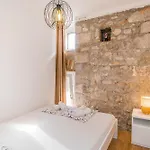 Dream House Rajic Apartament