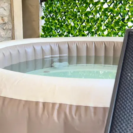 Dream House Rajic 公寓