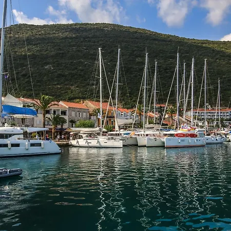 Dream House Rajic 公寓