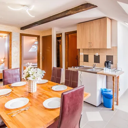 Apartment Dream House Rajic