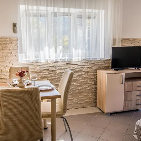 Apartment Dream House Rajic *
